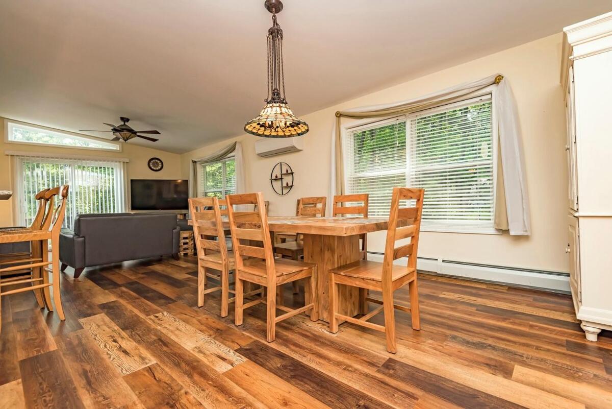 5bedrooms,bigboulder&jackfrost Ski, Hottub,splitrock Waterpk,linens!