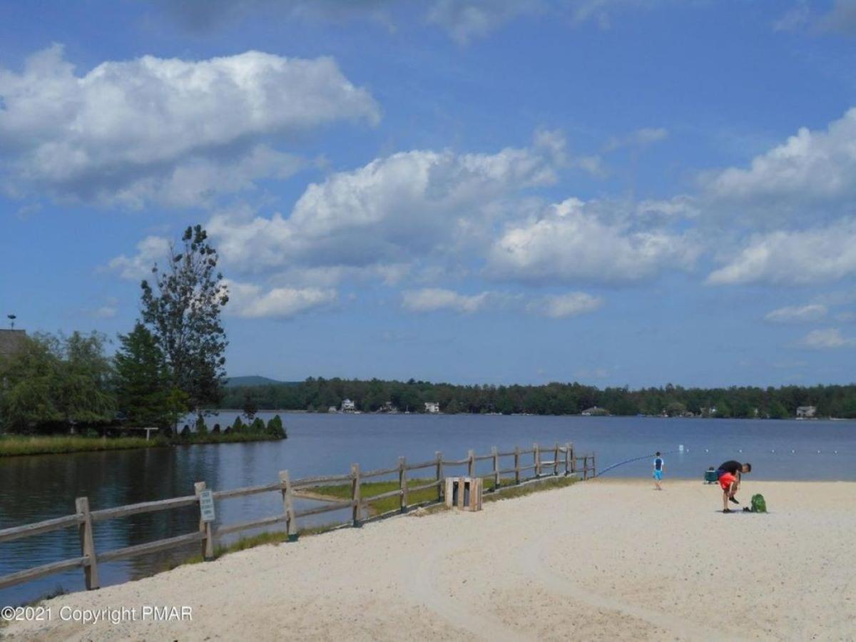 Holiday home 5bedrooms,bigboulder&jackfrost Ski, Hottub,splitrock Waterpk,linens! Albrightsville